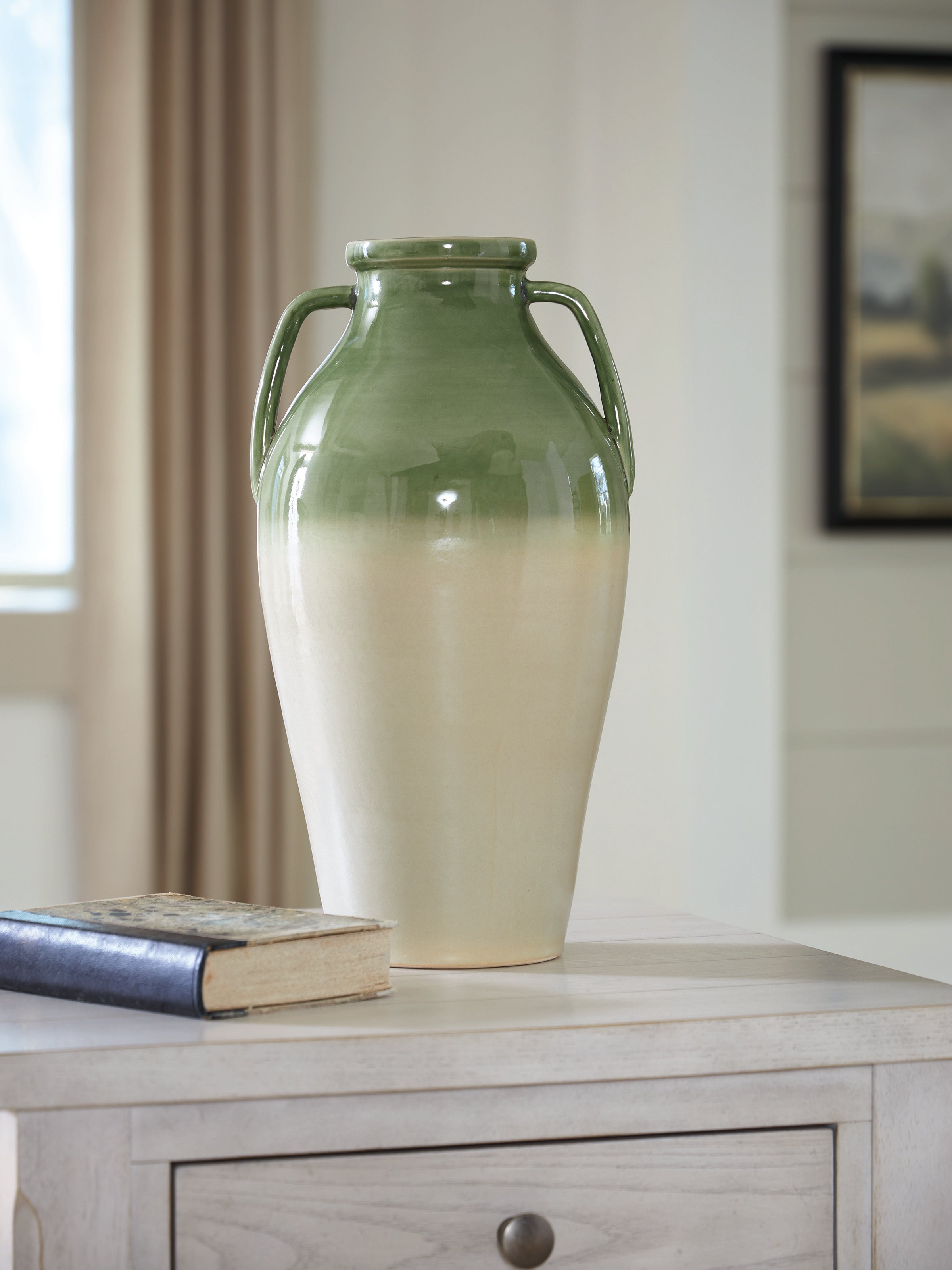 Andorbury Vase - Thumbnail 2