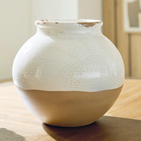 Nashville Furniture Outlets - Ashley Furniture - Vercott Vase - Vase - A2000957