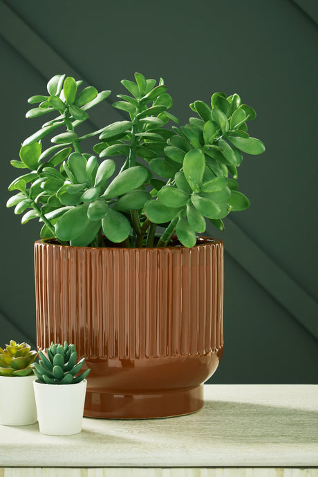 Nashville Furniture Outlets - Ashley Furniture - Avalyah Vase - Vase (2/CS) / Burnt Umber - A2900021