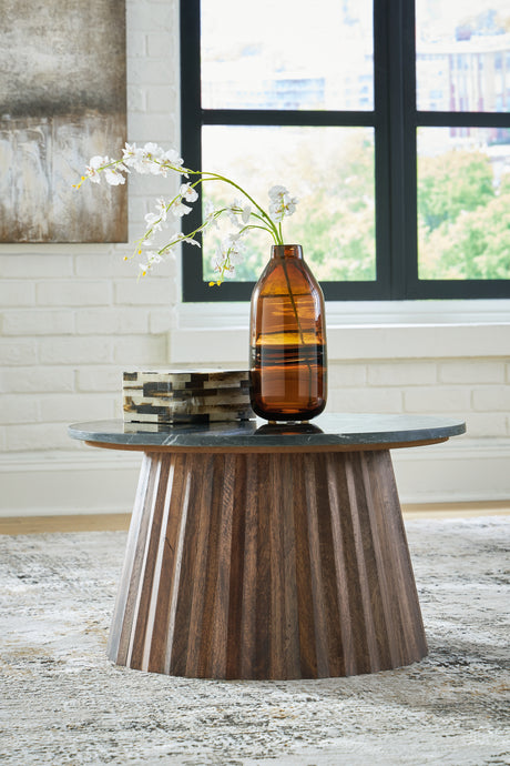 Nashville Furniture Outlets - Ashley Furniture - Ceilby Accent Coffee Table - Accent Cocktail Table / Black/Brown - A4000601