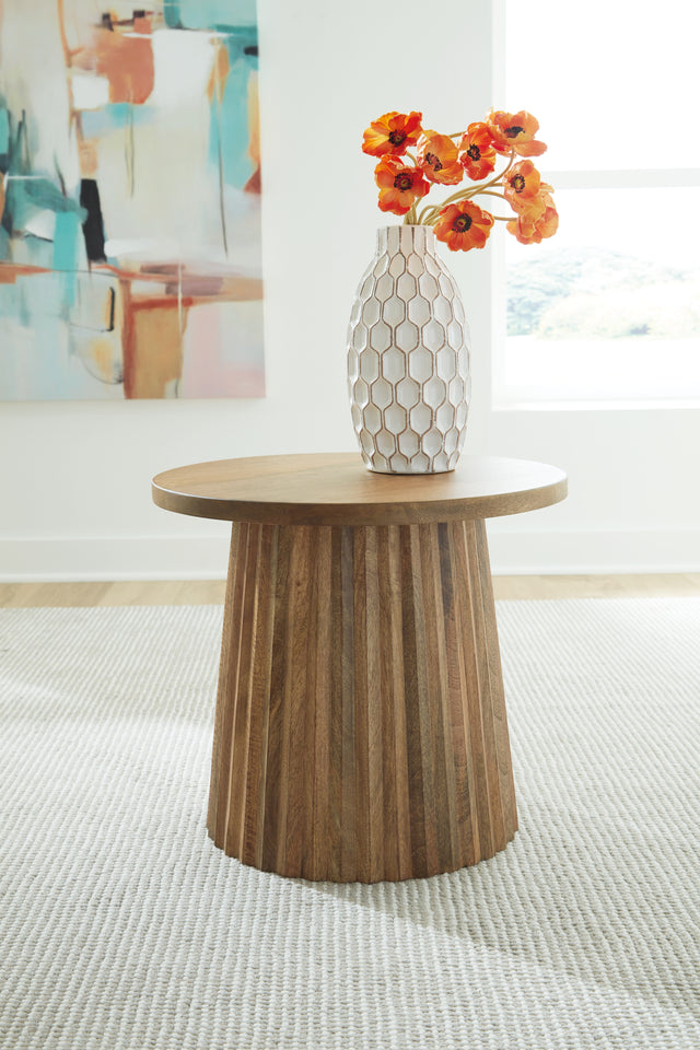 Nashville Furniture Outlets - Ashley Furniture - Ceilby Accent Table - Accent Table / Black - A4000603