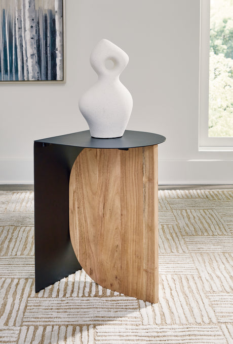 Nashville Furniture Outlets - Ashley Furniture - Ladgate Accent Table - Accent Table / Black/Natural - A4000628