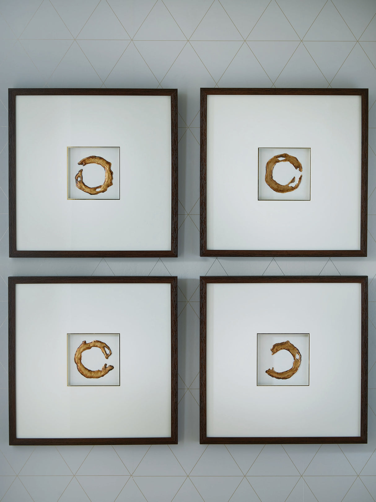 Nashville Furniture Outlets - Ashley Furniture - Dallbourne Wall Decor - Wall Art Set (4/CN) / White/Gold Finish - A8000491