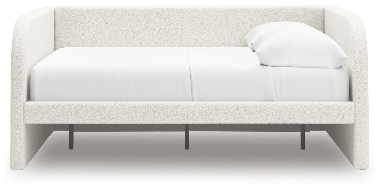 Arloster Bedroom