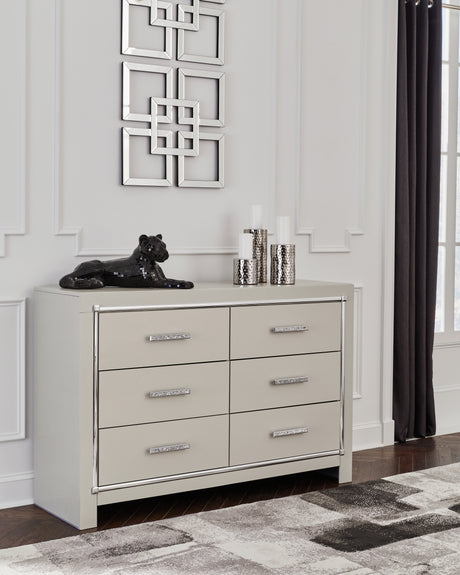 Nashville Furniture Outlets - Ashley Furniture - Zyniden Bedroom - Five Drawer Chest / Silver - B2114-46