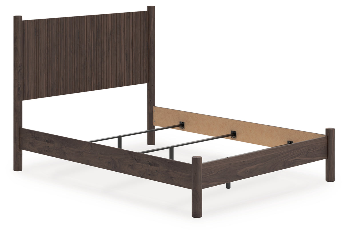 Nashville Furniture Outlets - Ashley Furniture - Pamytta Bedroom - Queen Panel Bed / Brown - PCB2614B18