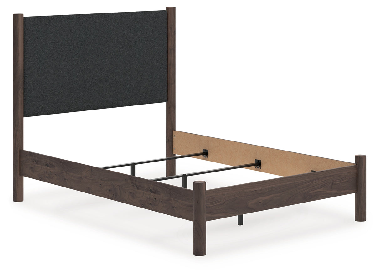 Nashville Furniture Outlets - Ashley Furniture - Pamytta Bedroom - Full Upholstered Panel Bed / Brown - PCB2614B22