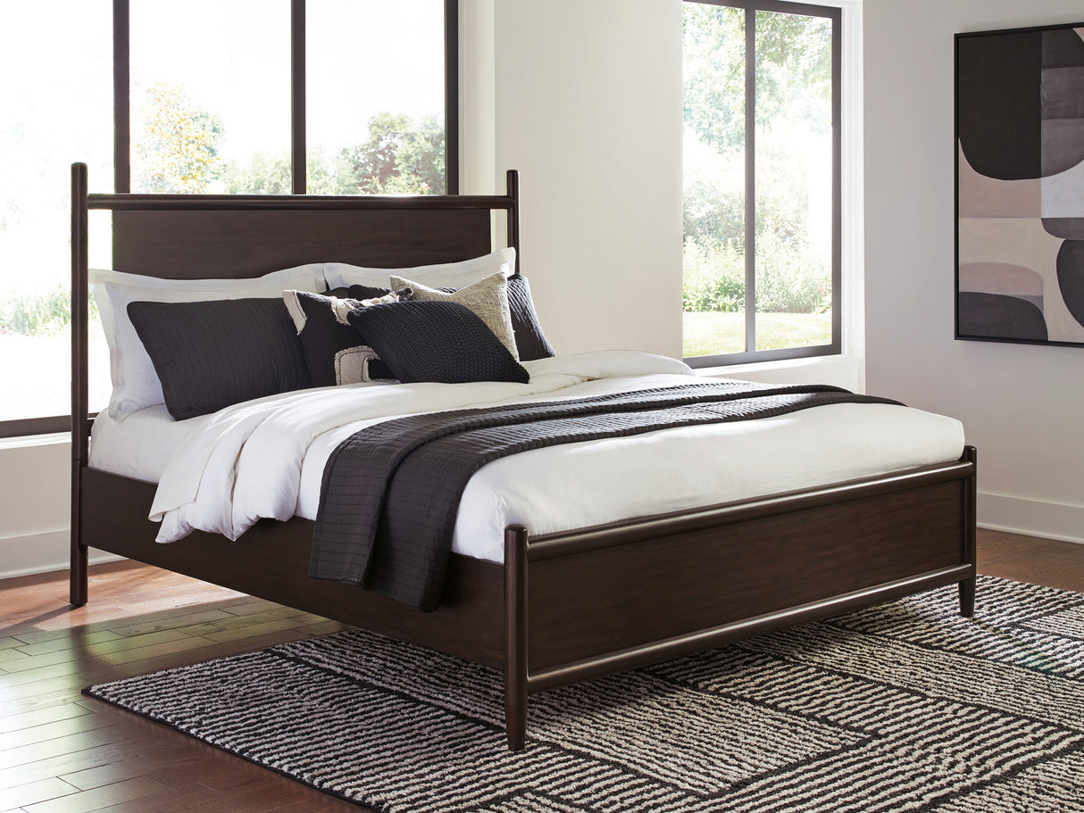 Nashville Furniture Outlets - Ashley Furniture - Dantenton Bedroom - Queen Panel Bed / Merlot - B611B2