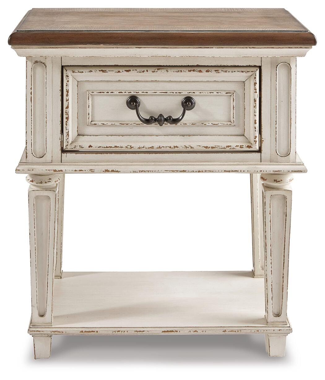 Realyn King Panel Bed, Dresser, Mirror and Nightstand