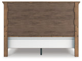 Feddinger Bedroom