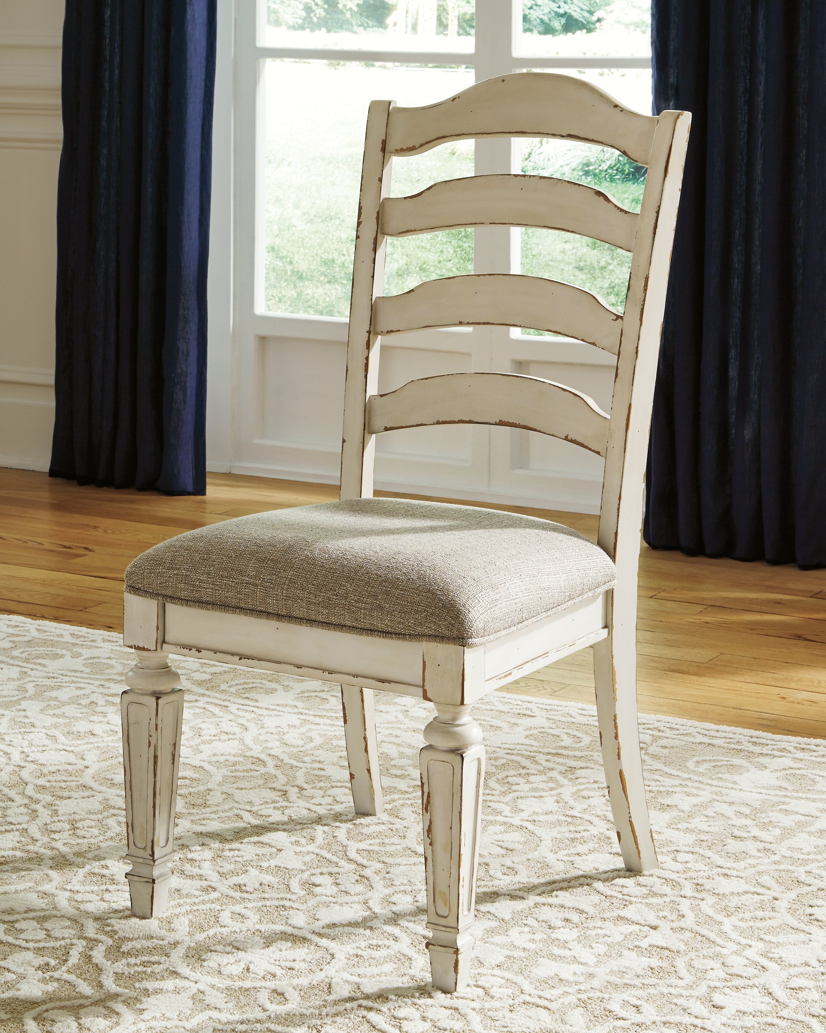 Nashville Furniture Outlets - Ashley Furniture - Realyn Dining Room