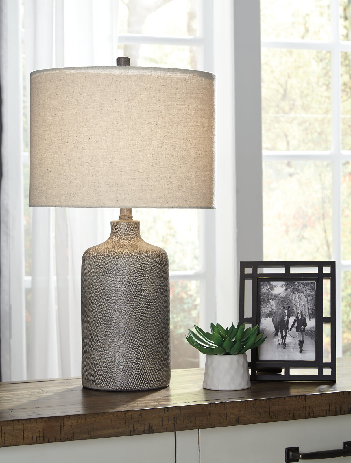 Nashville Furniture Outlets - Ashley Furniture - Linus Lighting - Table Lamp (Set of 2) / Antique Black - L117964X2