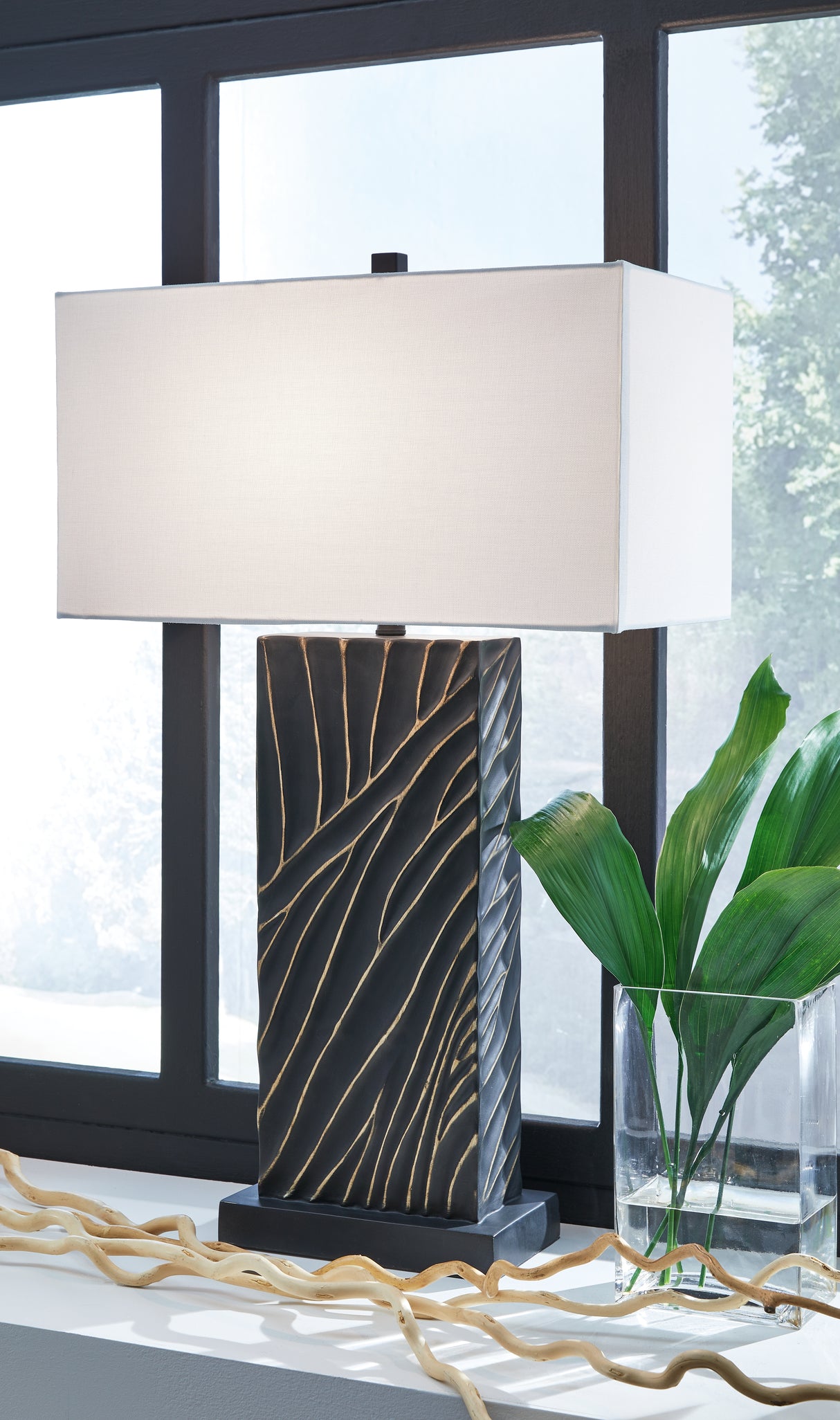 Nashville Furniture Outlets - Ashley Furniture - Bartlen Lighting - 2-Piece Lamp Set / Black/Gold Finish - L235774X2
