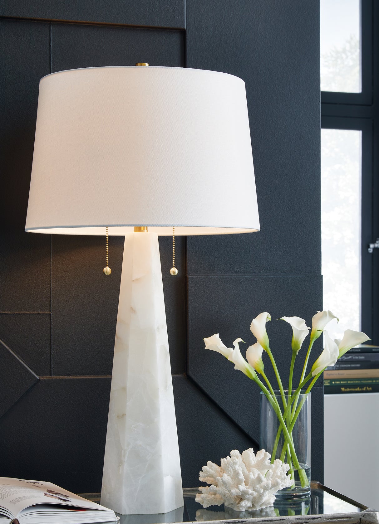 Nashville Furniture Outlets - Ashley Furniture - Laurellen Lighting - 2-Piece Lamp Set / White - L429064X2