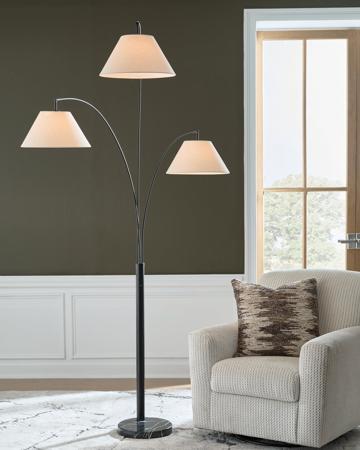 Nashville Furniture Outlets - Ashley Furniture - Gibbswellner Lighting - Metal Arc Lamp (1/CN) - L725159