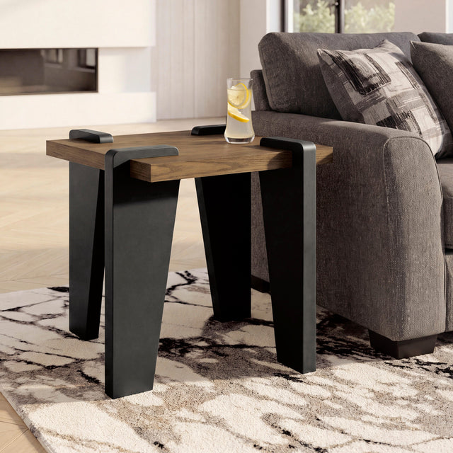Nashville Furniture Outlets - Ashley Furniture - Weathermore End Table - Square End Table - T531-2