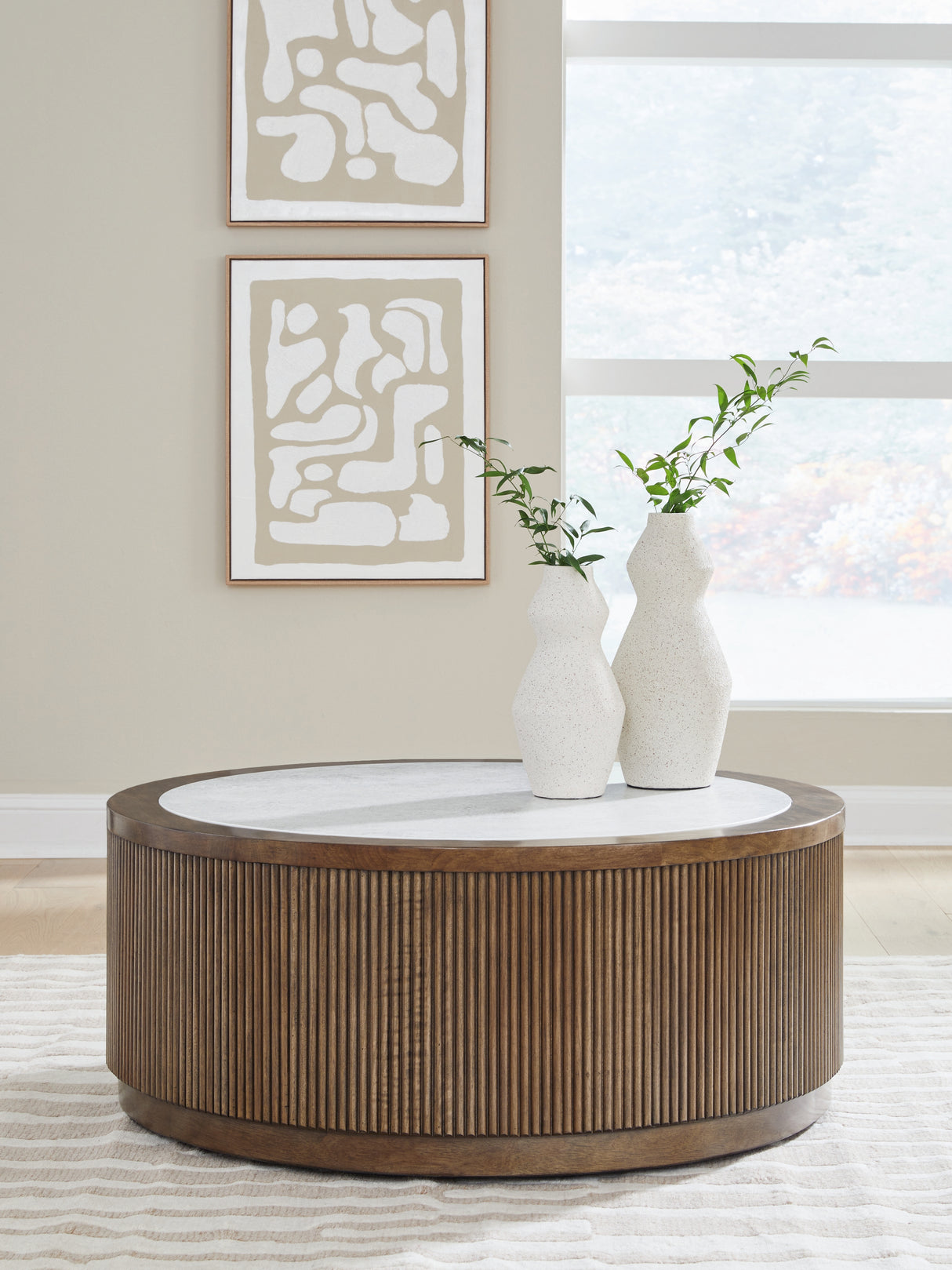 Nashville Furniture Outlets - Ashley Furniture - Hadonna Coffee Table - Round Cocktail Table - T658-8