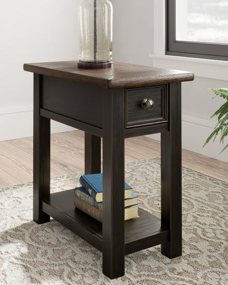 Nashville Furniture Outlets - Ashley Furniture - Tyler Creek Chairside End Table - Chair Side End Table / Grayish Brown/Black - T736-107